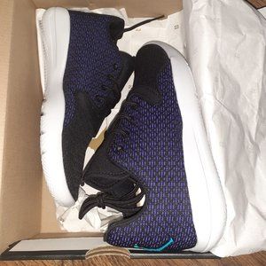 Jordan Eclipse BG 724042 027 Size 5y